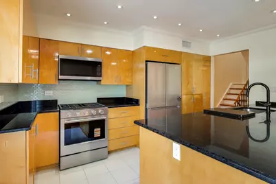 1470 E 56th Street, Chicago, IL 60637 - Photo 6