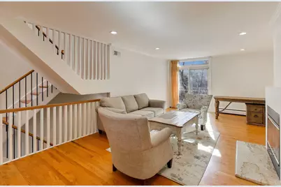 1470 E 56th Street, Chicago, IL 60637 - Photo 4