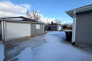 3528 Adams St, Lansing, IL 60438 - Photo 20