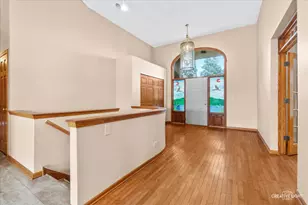 675 White Pine Cir, Lake in the Hills, IL 60156 - Photo 4