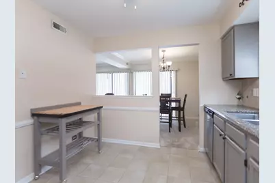 27W705 Grasmere Drive #1702, Winfield, IL 60190 - Photo 16