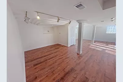 9052 W 92nd Street, Hickory Hills, IL 60457 - Photo 12