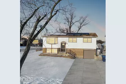 9052 W 92nd Street, Hickory Hills, IL 60457 - Photo 1