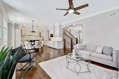 130 Oxford Avenue, Clarendon Hills, IL 60514 - Photo 18