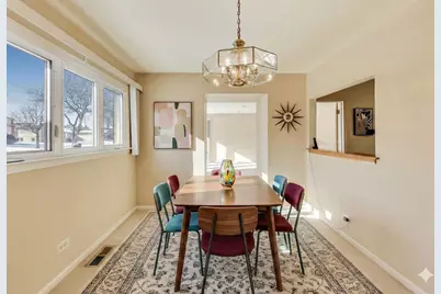 [Address not provided], Morton Grove, IL 60053 - Photo 14