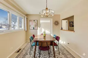 [Address not provided], Morton Grove, IL 60053 - Photo 14