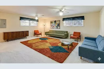 [Address not provided], Morton Grove, IL 60053 - Photo 42