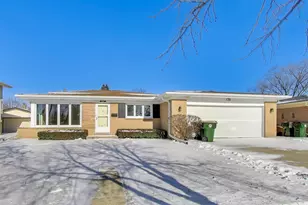 [Address not provided], Morton Grove, IL 60053 - Photo 1