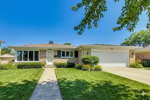 [Address not provided], Morton Grove, IL 60053 - Photo 2