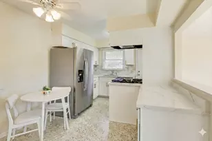 [Address not provided], Morton Grove, IL 60053 - Photo 24