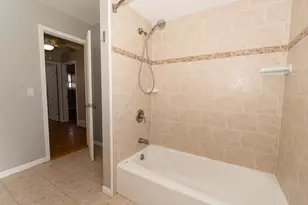 756 W Millers Rd, Des Plaines, IL 60016 - Photo 18