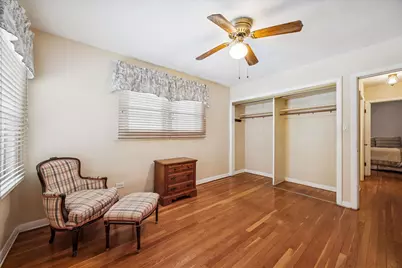 10031 S Homan Avenue, Evergreen Park, IL 60805 - Photo 6