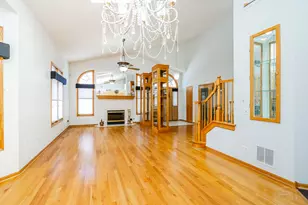 18055 Upland Dr, Tinley Park, IL 60487 - Photo 4