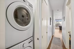 1457 W Erie St, Chicago, IL 60642 - Photo 12