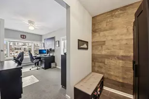 175 S Fairview Ave, Elmhurst, IL 60126 - Photo 16