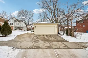 175 S Fairview Ave, Elmhurst, IL 60126 - Photo 36