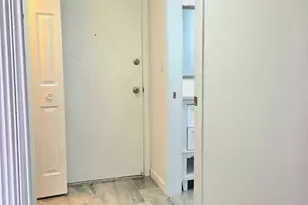 6 Parkside Ct, Vernon Hills, IL 60061 - Photo 12