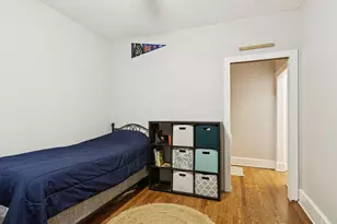 1040 W Balmoral Ave, Chicago, IL 60640 - Photo 12