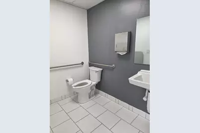 121 S State Street, Belvidere, IL 61008 - Photo 36