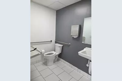 121 S State Street, Belvidere, IL 61008 - Photo 38