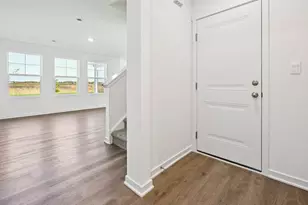 127 Cornerstone Xing, Hampshire, IL 60140 - Photo 2