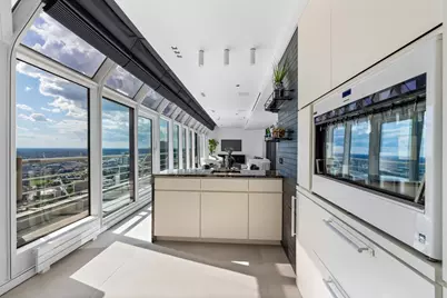 950 N Michigan Avenue #4605, Chicago, IL 60611 - Photo 34