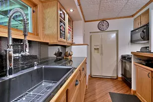 135 Country Ln, Yorkville, IL 60560 - Photo 34