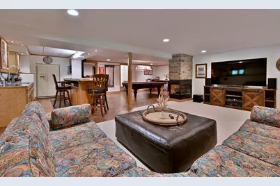 135 Country Lane, Yorkville, IL 60560 - Photo 32