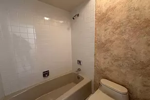 19W244 Governors Trail, Oak Brook, IL 60523 - Photo 10