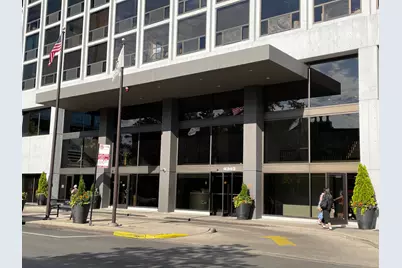 4343 N Clarendon Avenue #1018, Chicago, IL 60613 - Photo 2