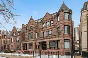 1511 N Dearborn Pkwy, Chicago, IL 60610 - Photo 2