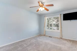 876 Brompton Ct, Carol Stream, IL 60188 - Photo 16