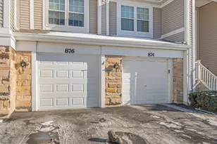 876 Brompton Ct, Carol Stream, IL 60188 - Photo 4