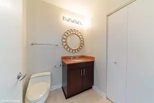 1211 S Prairie Ave, Chicago, IL 60605 - Photo 30