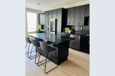 613 Pheasant Trail, Saint Charles, IL 60174 - Photo 2