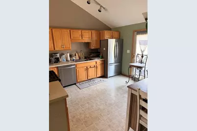 701 Davidson Drive #B, Minooka, IL 60447 - Photo 2