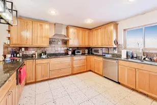 926 Braeburn Rd, Inverness, IL 60067 - Photo 10