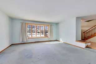 413 S Carol Ln, Mount Prospect, IL 60056 - Photo 4