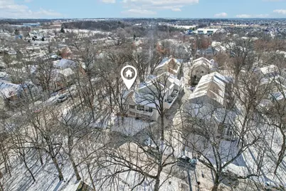 241 W Whispering Oaks Lane, Round Lake, IL 60073 - Photo 32