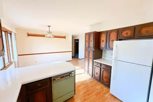 1605 Sharon Rd, Streator, IL 61364 - Photo 6