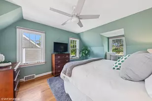 410 Leitch Ave, La Grange, IL 60525 - Photo 14