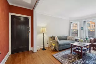 728 1/2 Hinman Ave, Evanston, IL 60202 - Photo 8