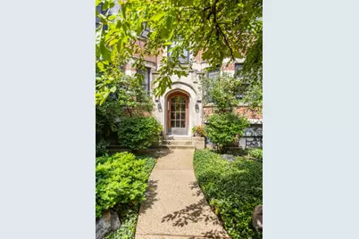 728 1/2 Hinman Avenue #2S, Evanston, IL 60202 - Photo 6