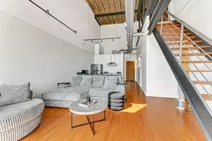 6300 S Woodlawn St, Chicago, IL 60637 - Photo 6