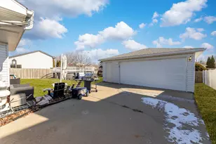 1712 Mandan Village Dr, Plainfield, IL 60586 - Photo 28