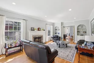 846 Wagner Rd, Glenview, IL 60025 - Photo 4