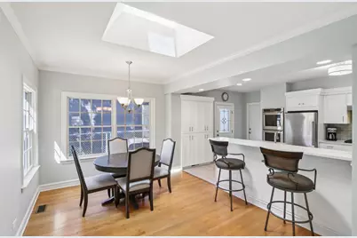 846 Wagner Road, Glenview, IL 60025 - Photo 8