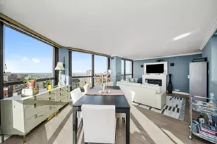 1030 N State St, Chicago, IL 60610 - Photo 8