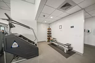 1030 N State St, Chicago, IL 60610 - Photo 30