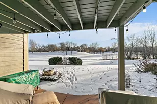 529 White Oak Ln, Lake Barrington, IL 60010 - Photo 24